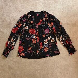 NWT - Vince Camuto Button Front Floral Blouse